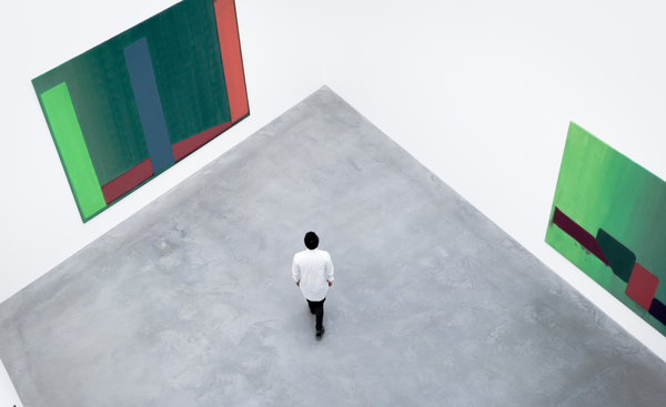  What Motivates Art Collectors? (And How to Use It to Your Advantage)
